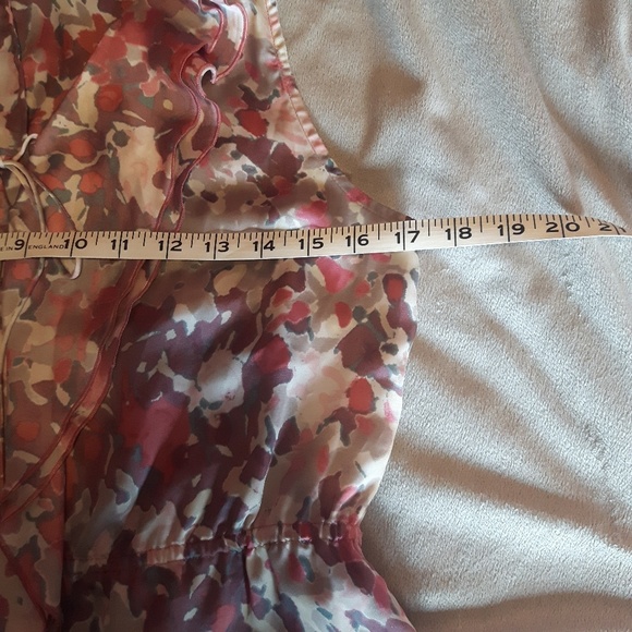 Banana Republic Blouse Size Small EUC - Picture 6 of 8